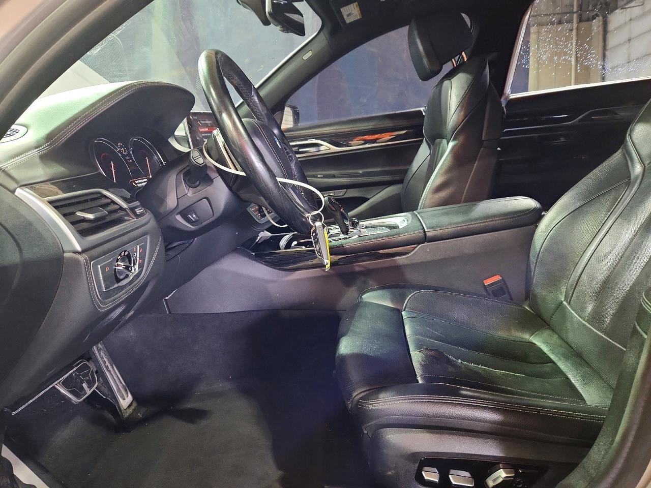 2019 BMW 740 I - zdjęcie 7