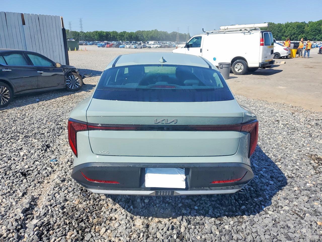 2025 Kia K4 Lxs - zdjęcie 6