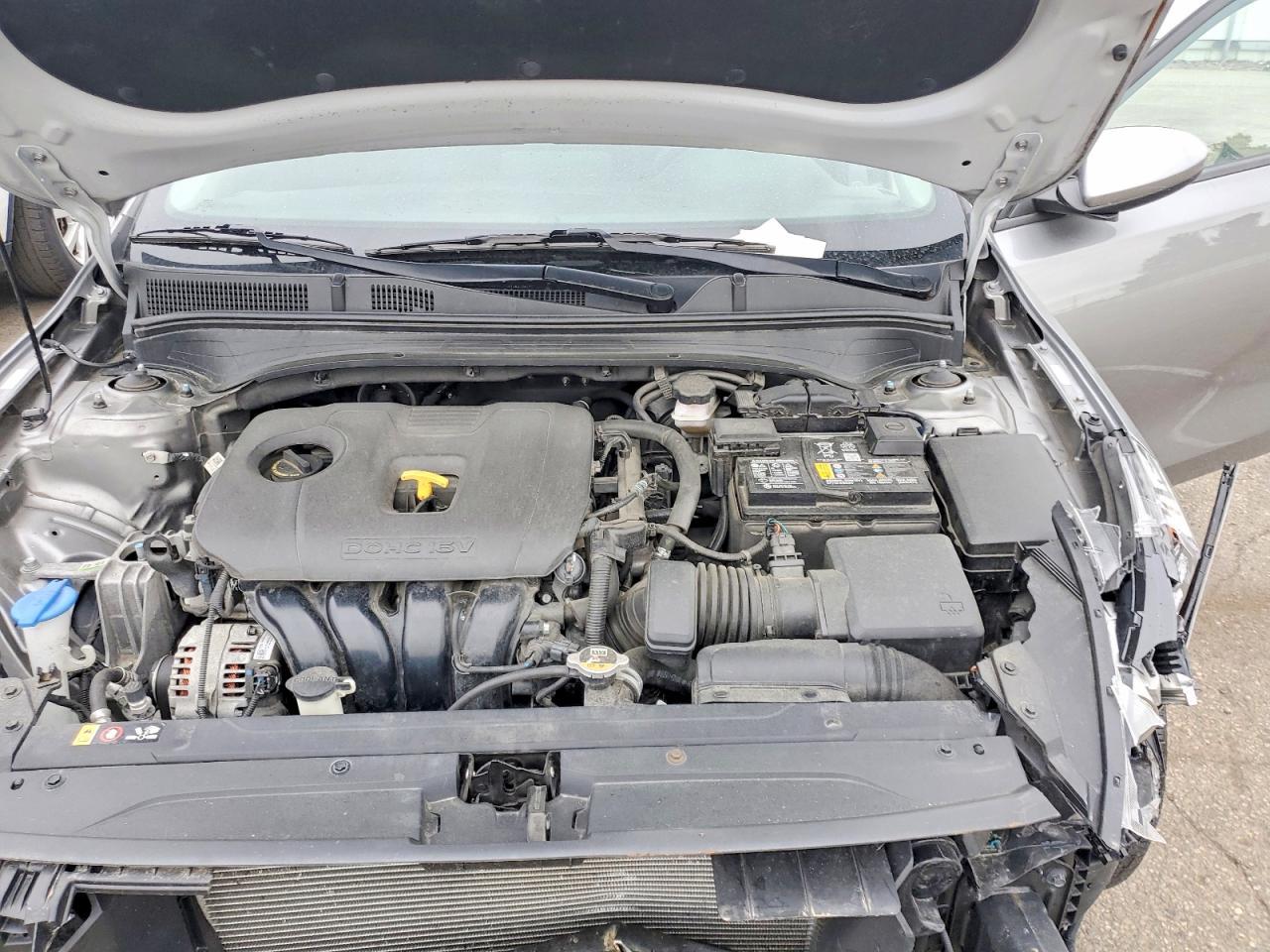 2022 Kia Forte Lxs - zdjęcie 11