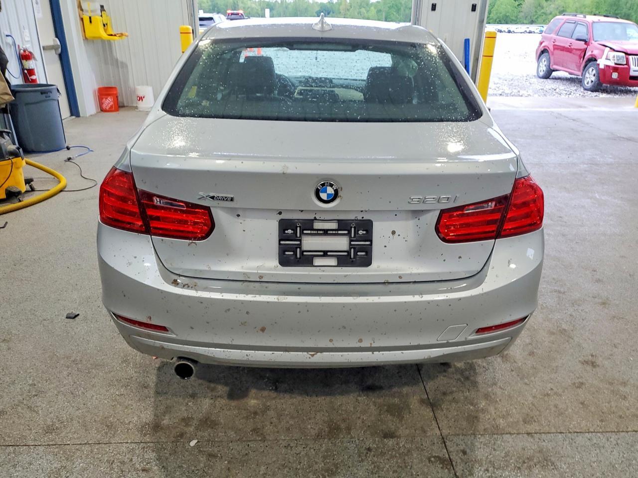 2015 BMW 320 I xDrive - zdjęcie 6