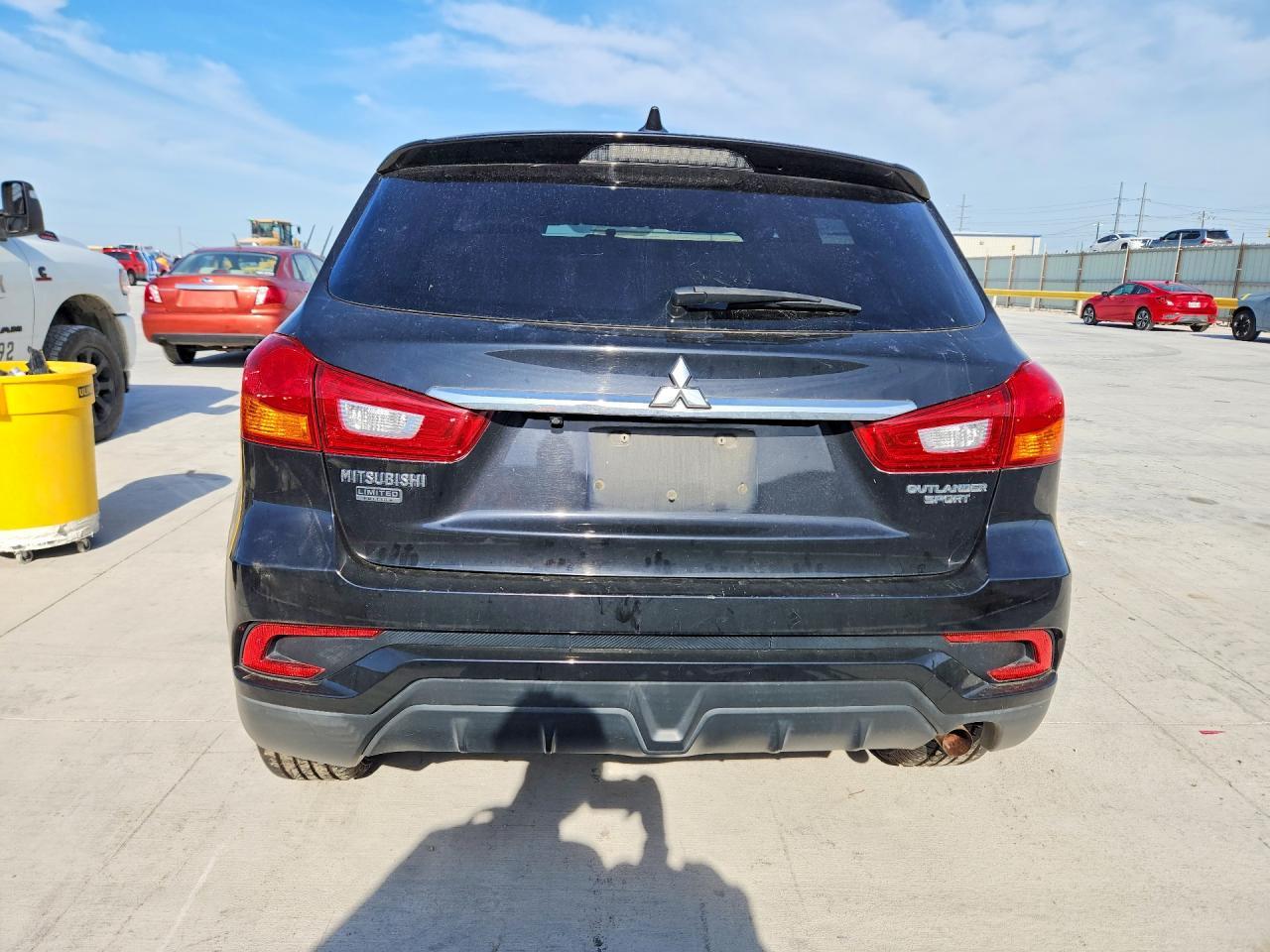 2019 Mitsubishi Outlander Sport Es - zdjęcie 6