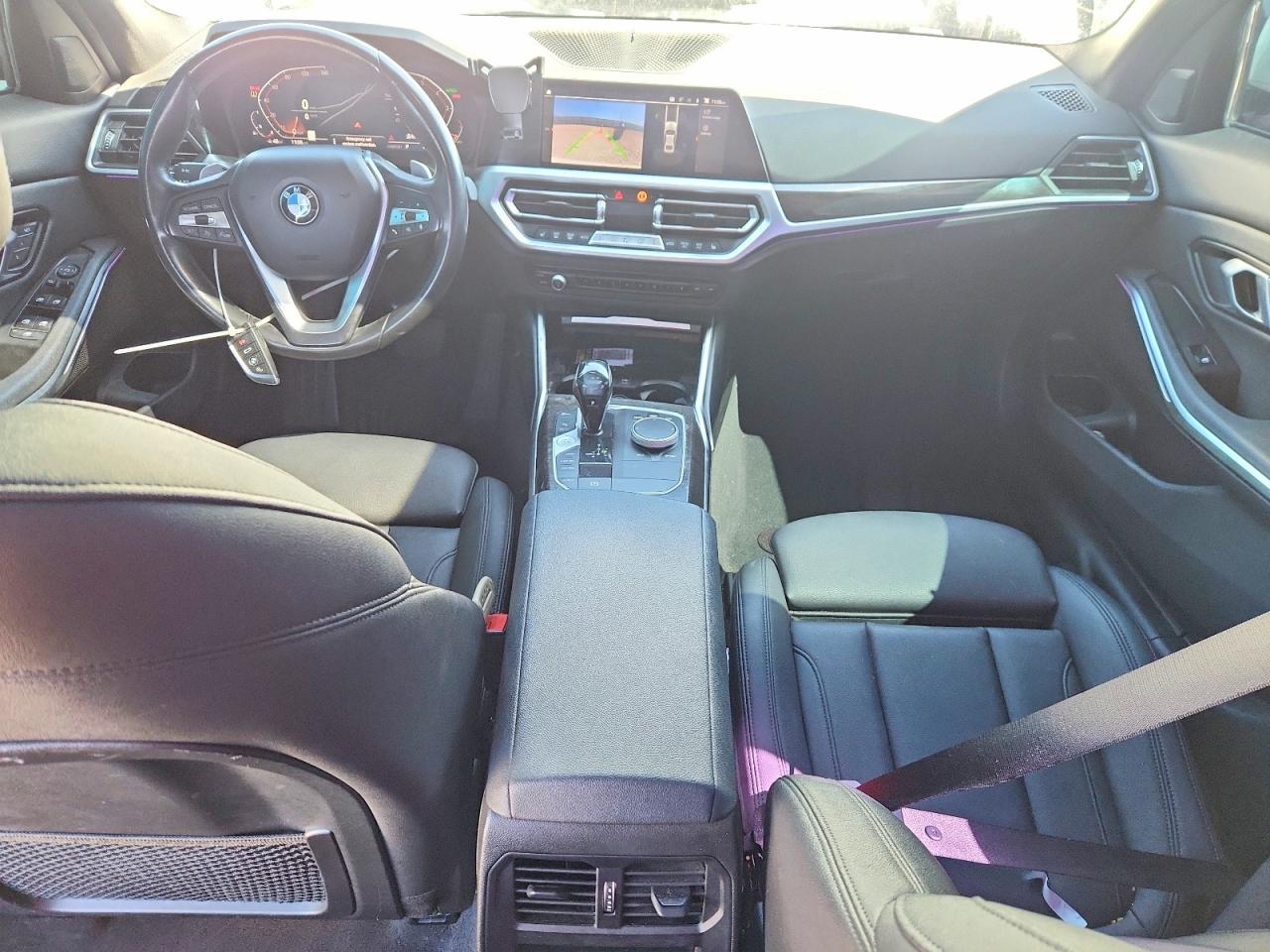 2021 BMW 330I - zdjęcie 8