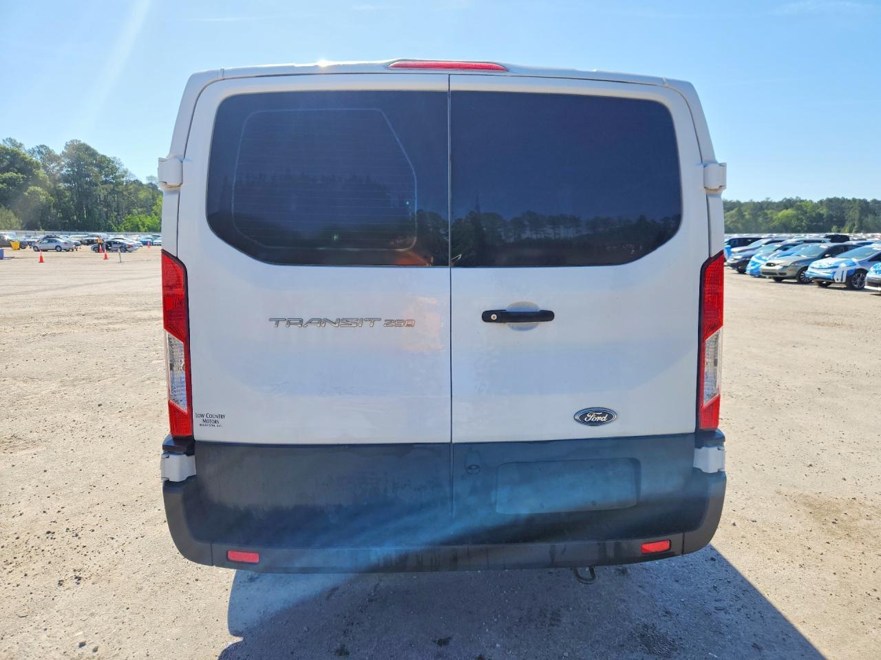 2022 Ford Transit T-250 - zdjęcie 6