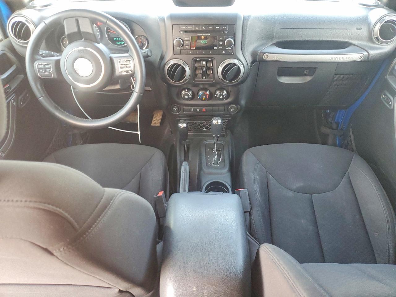 2016 Jeep Wrangler Unlimited Sport - zdjęcie 8