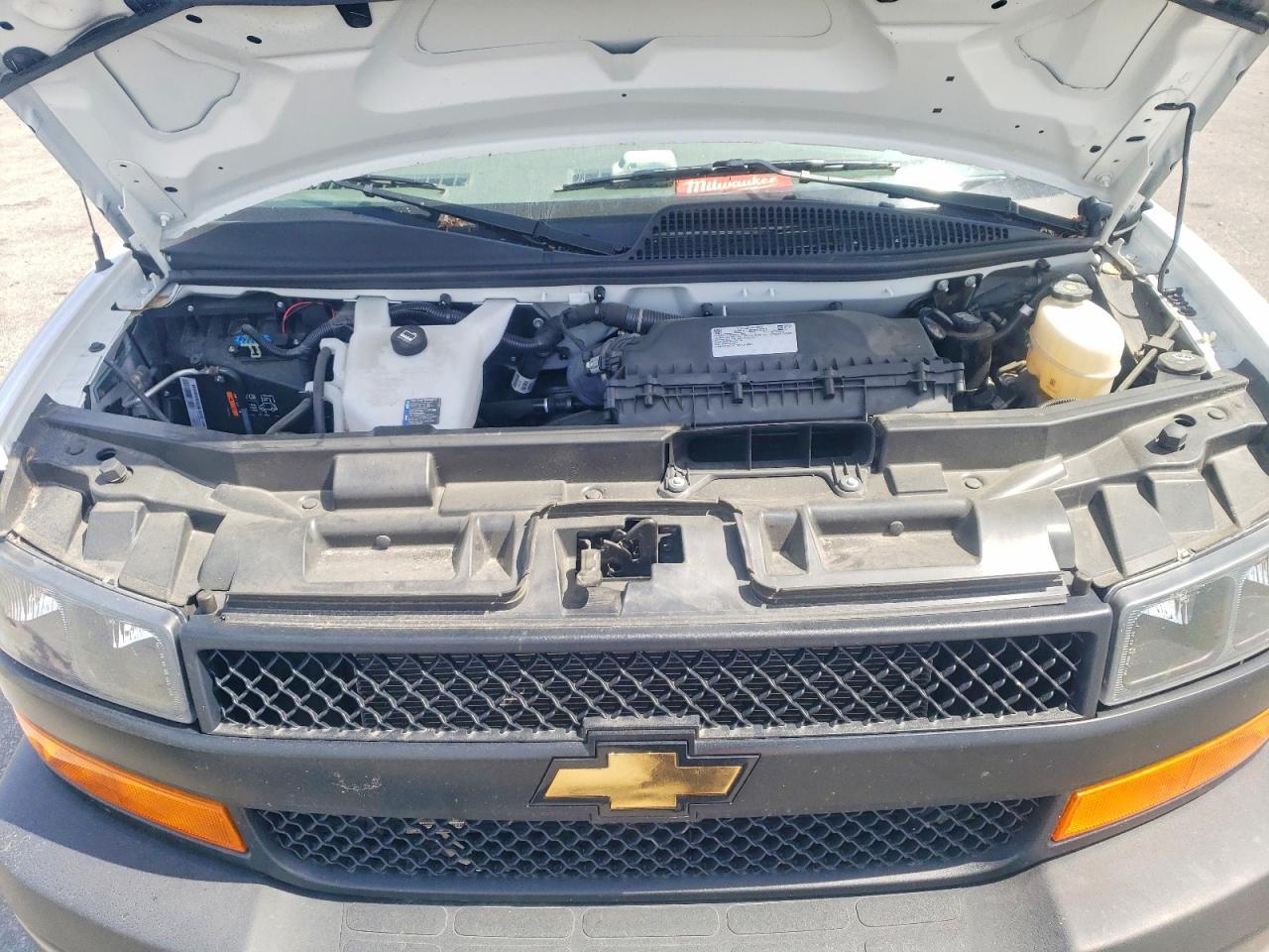 2025 Chevrolet Express G2500 - zdjęcie 12