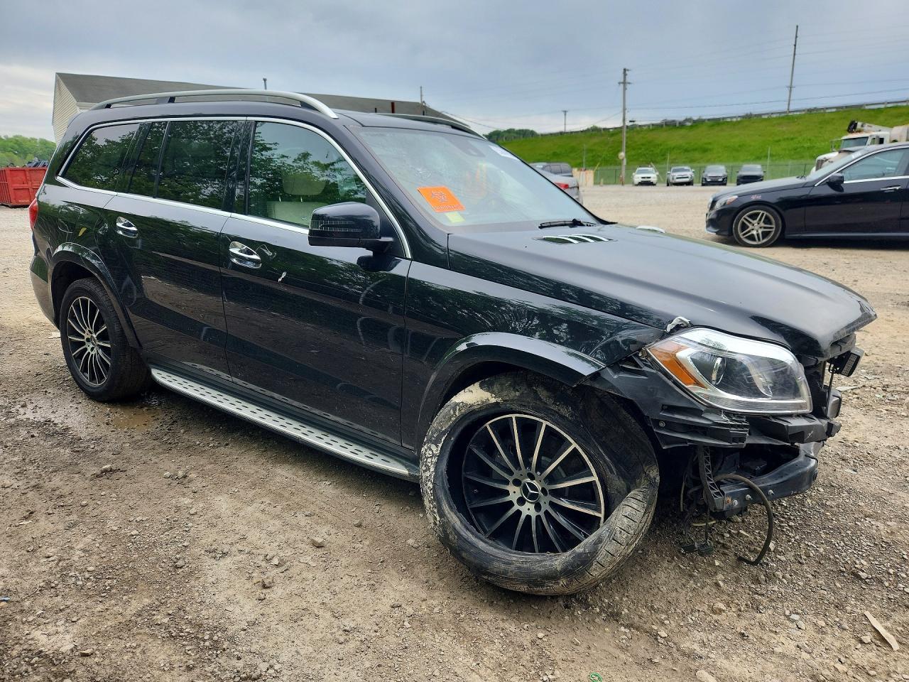 2014 Mercedes-Benz Gl 550 4Matic - zdjęcie 4