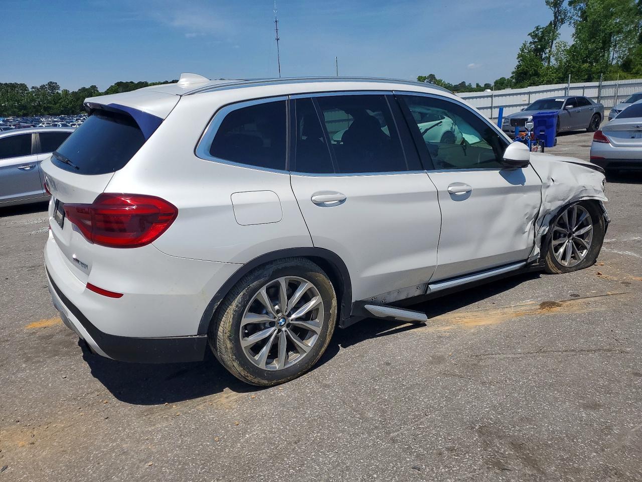 2018 BMW X3 xDrive30I - zdjęcie 3