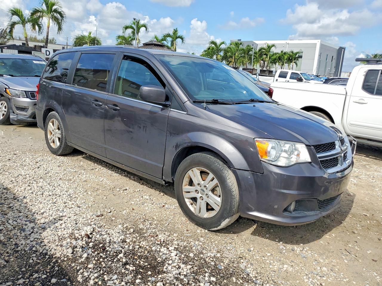 2019 Dodge Grand Caravan Sxt - zdjęcie 4