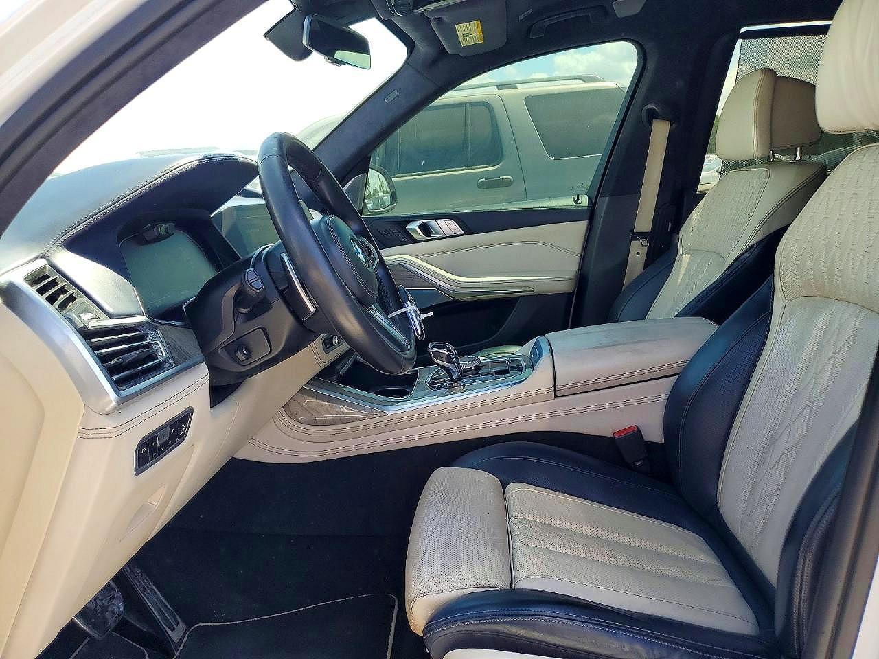 2019 BMW X7 xDrive50I - zdjęcie 7
