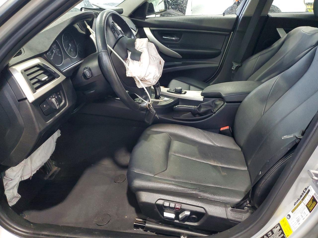 2015 BMW 320 I xDrive - zdjęcie 7