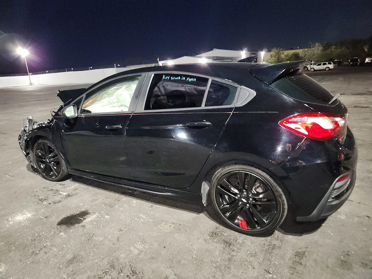 2018 Chevrolet Cruze Lt - zdjęcie 2