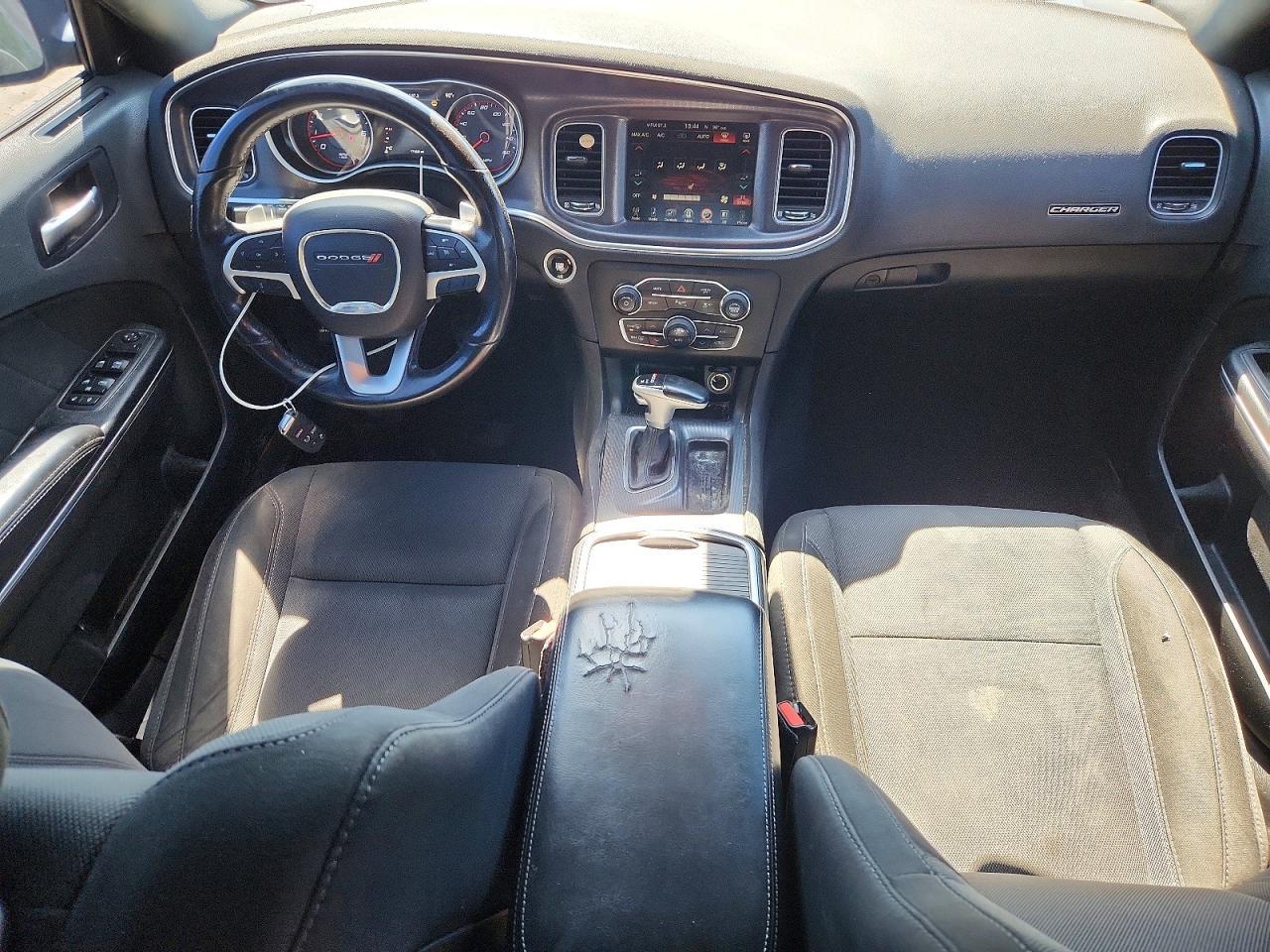 2018 Dodge Charger R - zdjęcie 8