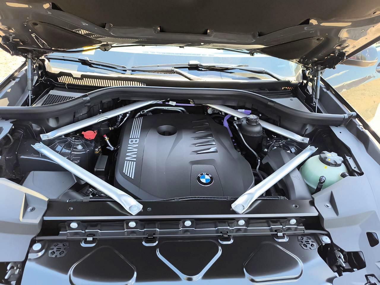2026 BMW X5 xDrive40I - zdjęcie 13