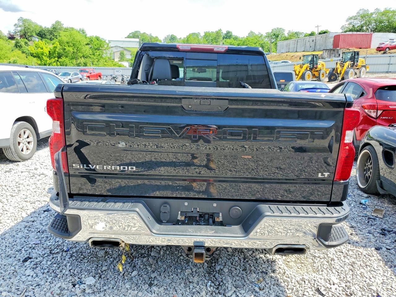 2020 Chevrolet Silverado K1500 Lt - zdjęcie 6