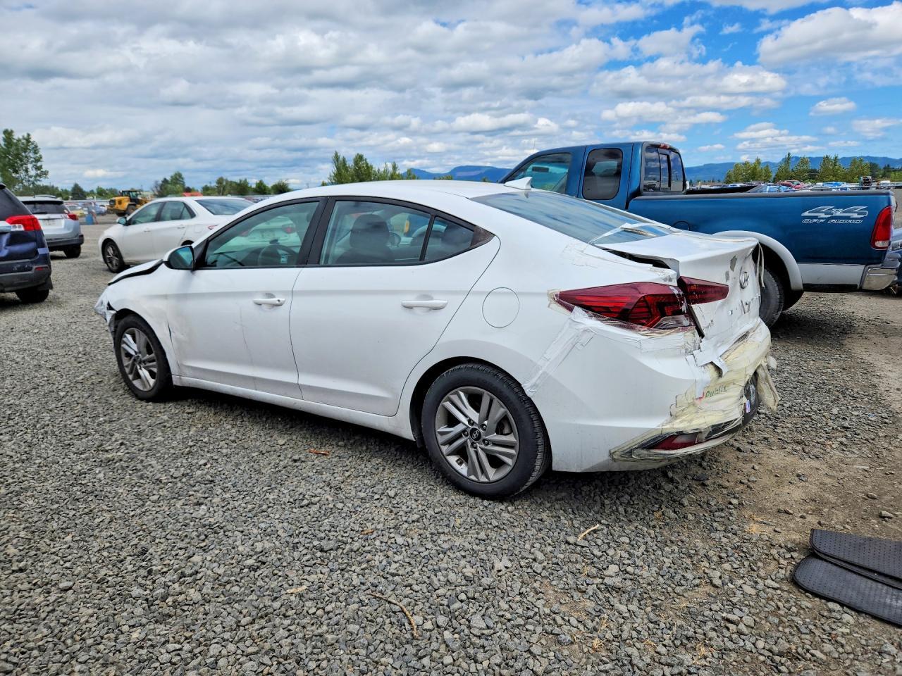 2020 Hyundai Elantra Sel - zdjęcie 2