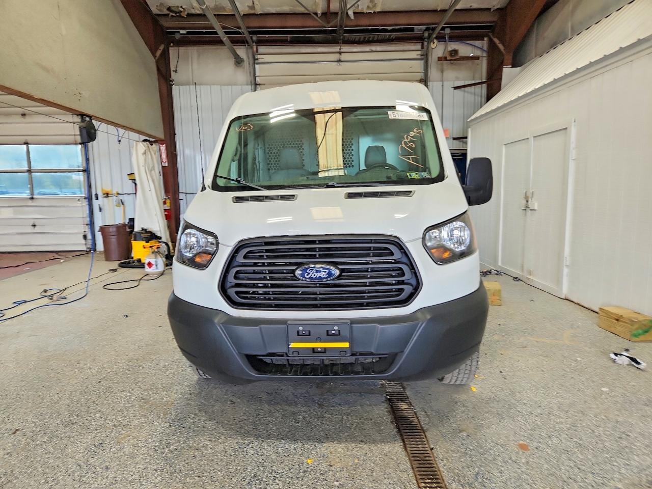 2019 Ford Transit T-250 - zdjęcie 5