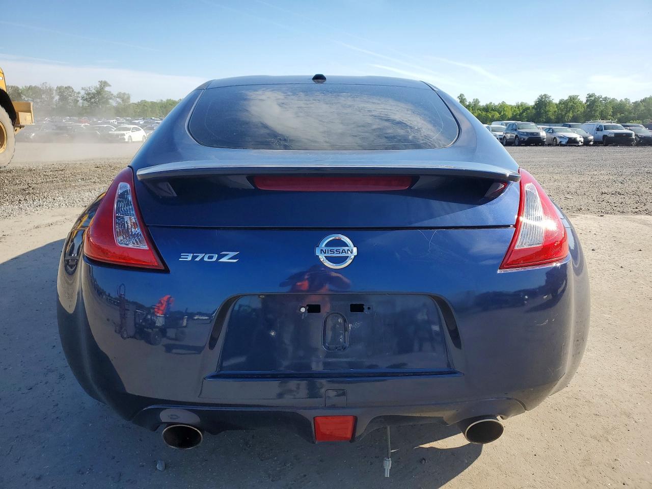 2014 Nissan 370Z Touring - zdjęcie 6