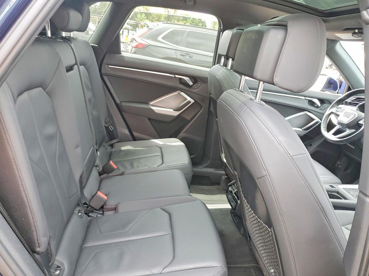 2020 Audi Q3 Premium - zdjęcie 11