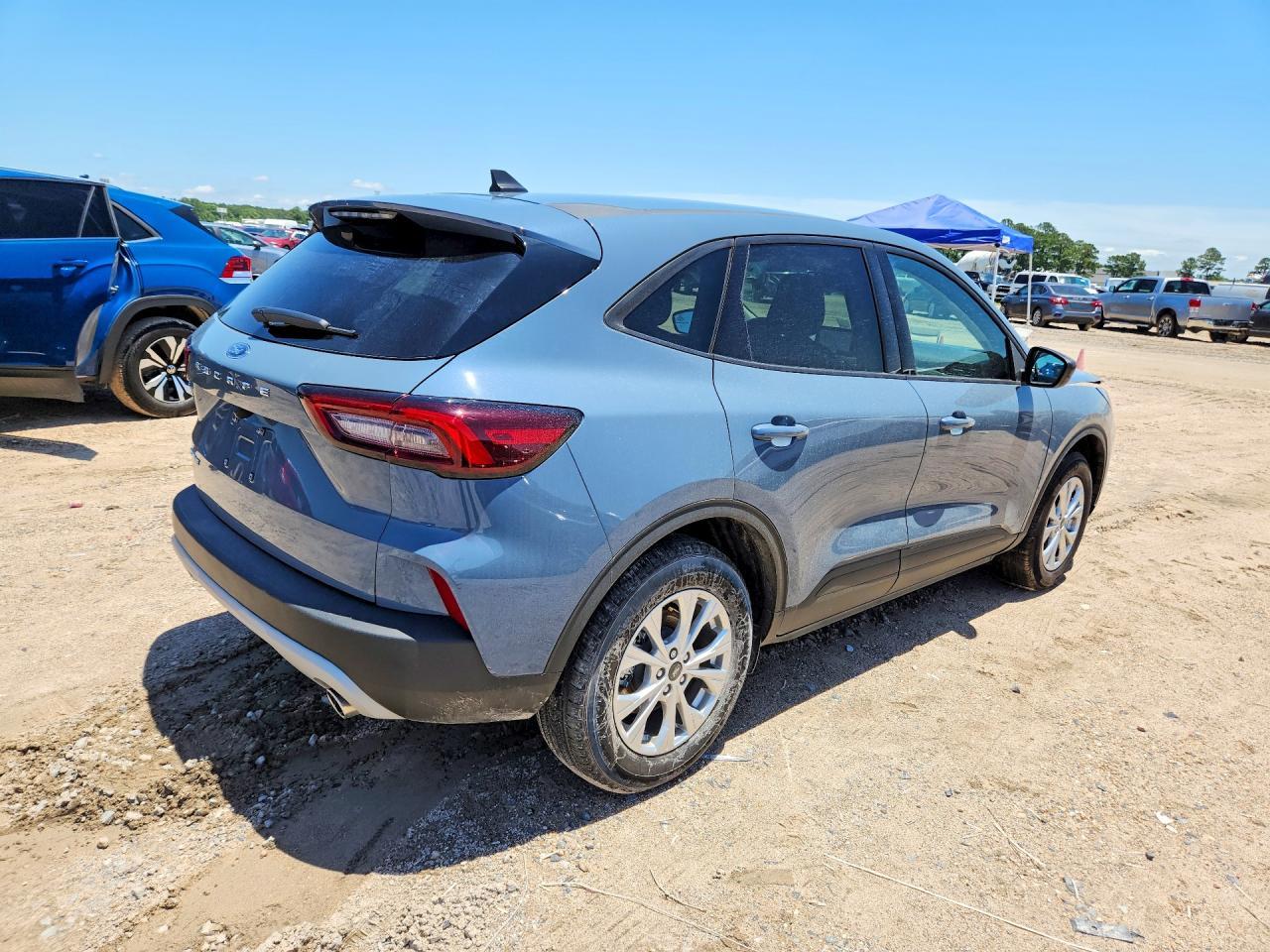 2026 Ford Escape Active - zdjęcie 3