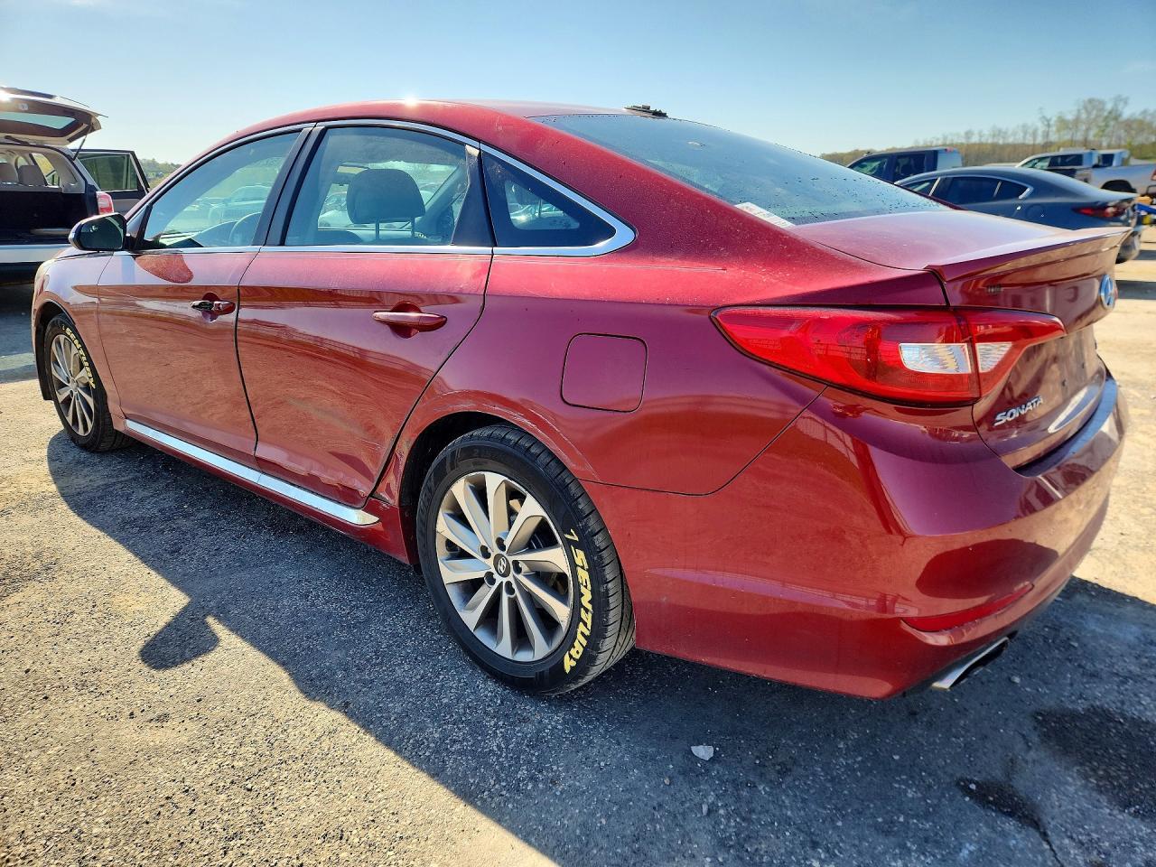 2015 Hyundai Sonata Sport - zdjęcie 2