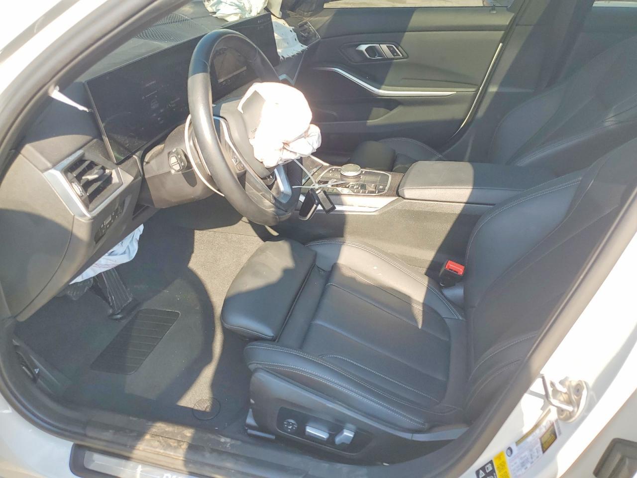 2023 BMW 330Xi - zdjęcie 7