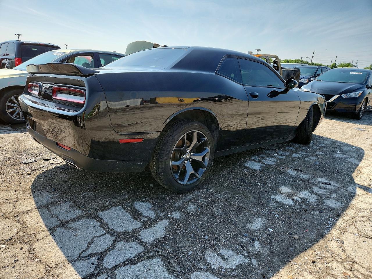 2020 Dodge Challenger Sxt - zdjęcie 3