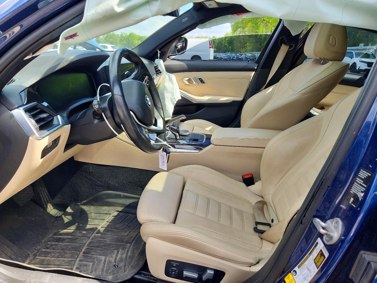 2021 BMW 330Xi - zdjęcie 7