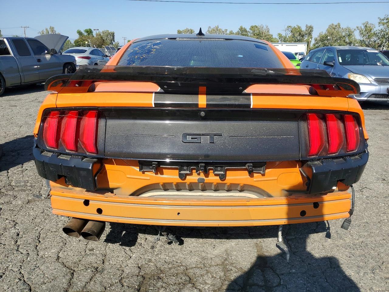 2020 Ford Mustang Gt - zdjęcie 6
