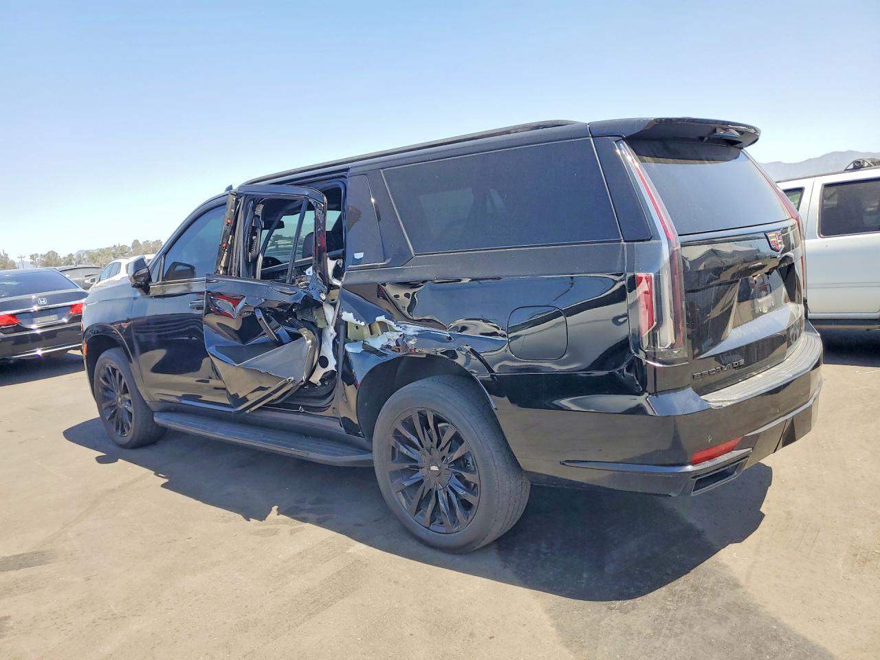 2022 Cadillac Escalade Esv Luxury - zdjęcie 2