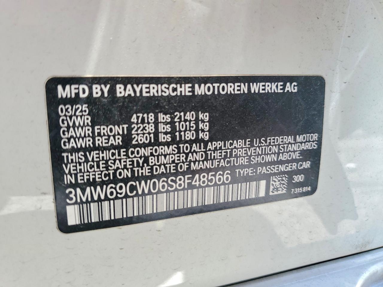 2025 BMW 330I - zdjęcie 13