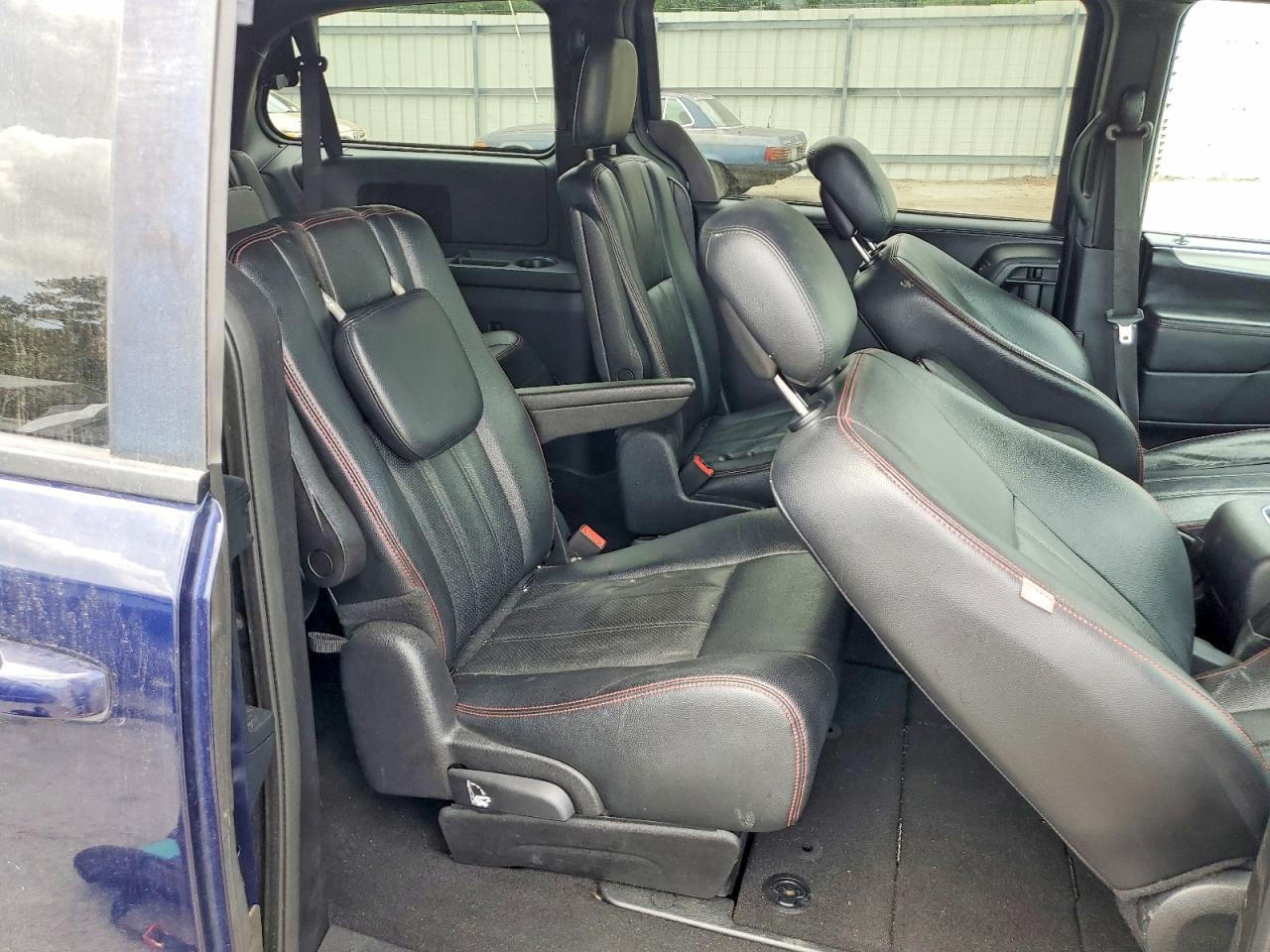 2016 Dodge Grand Caravan R - zdjęcie 11
