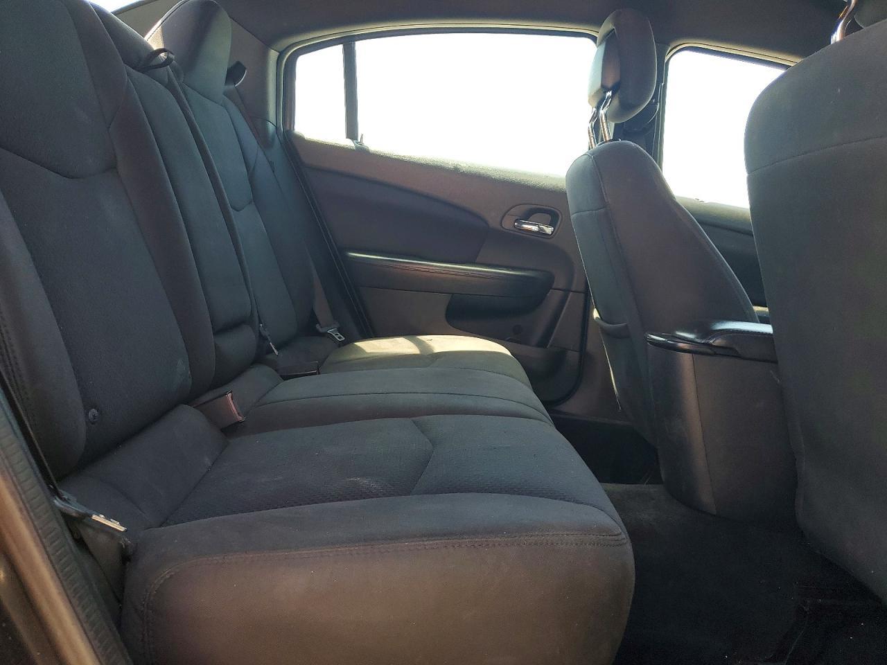 2014 Chrysler 200 Lx - zdjęcie 10