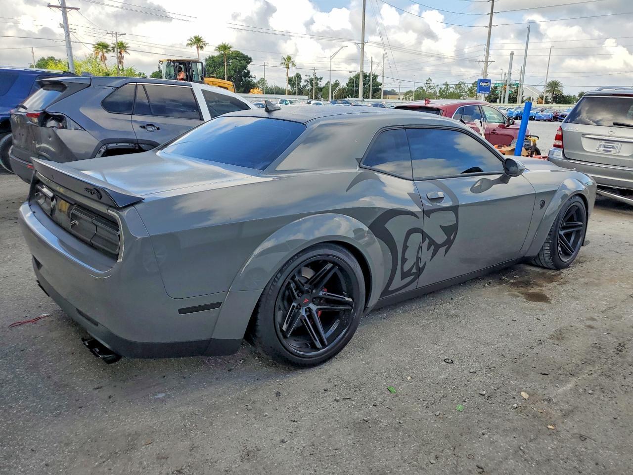 2023 Dodge Challenger Srt Hellcat - zdjęcie 3