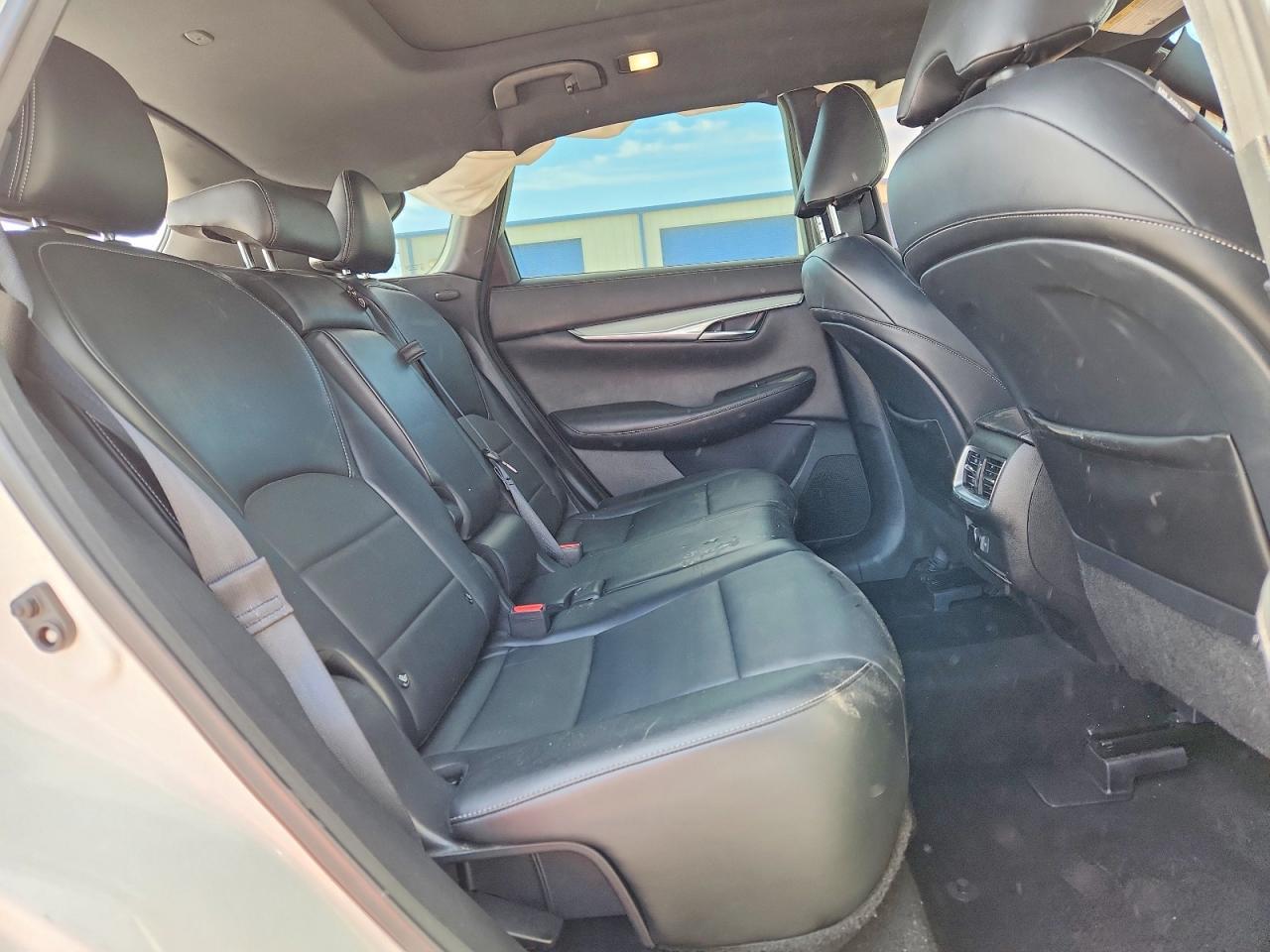 2021 Infiniti Qx50 Luxe - zdjęcie 11