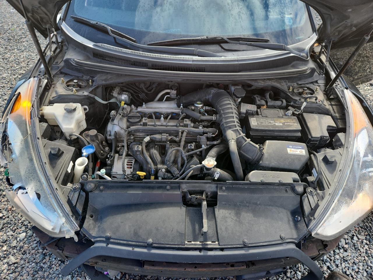 2016 Hyundai Veloster Turbo - zdjęcie 11