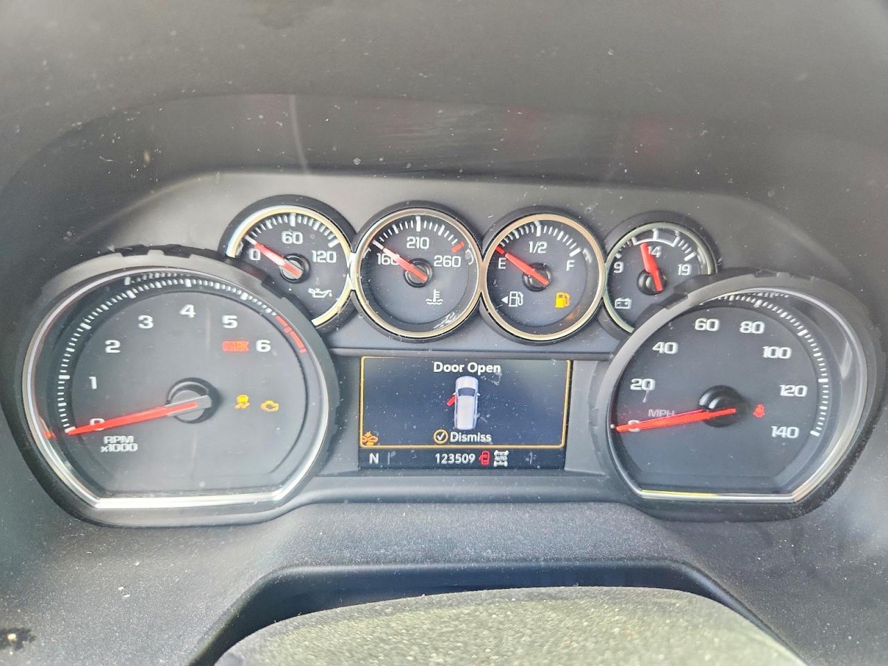 2021 Chevrolet Tahoe K1500 Rst - zdjęcie 9