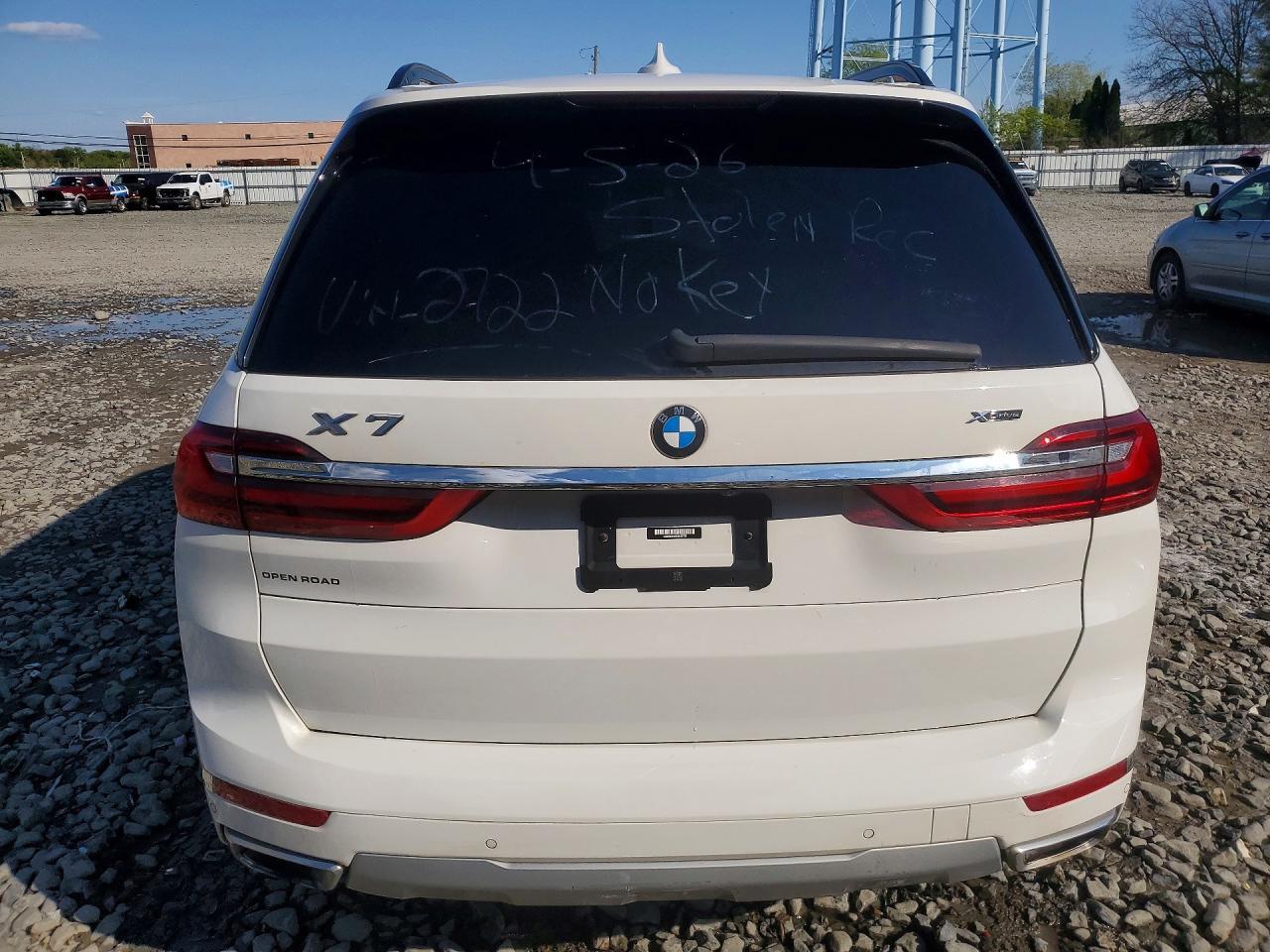 2022 BMW X7 xDrive40I - zdjęcie 6