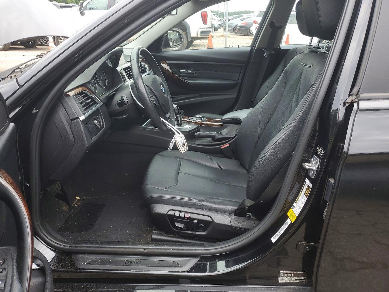2013 BMW 328 I - zdjęcie 7