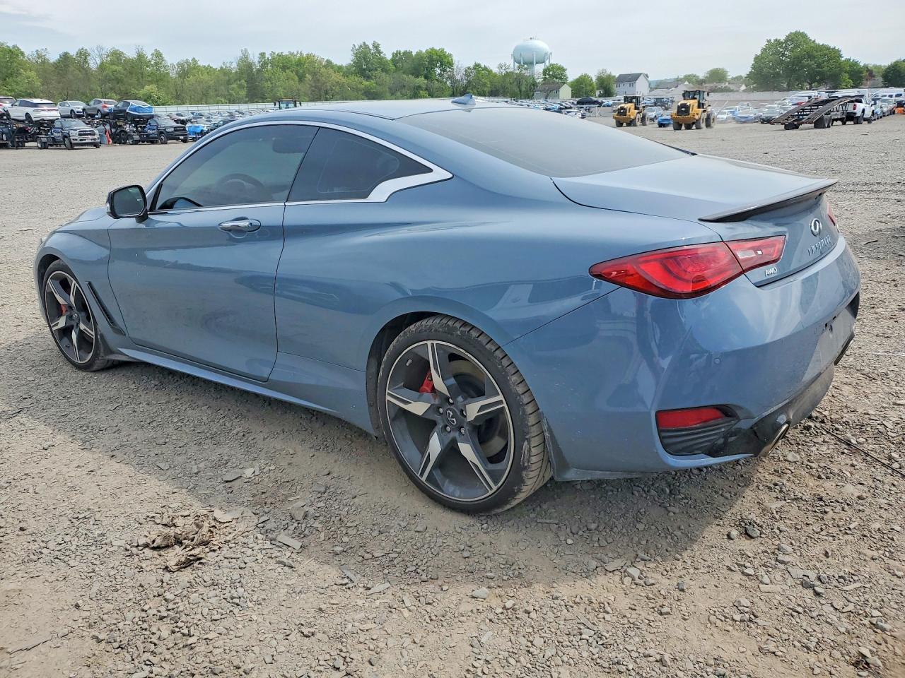2022 Infiniti Q60 Red Sport 400 - zdjęcie 2