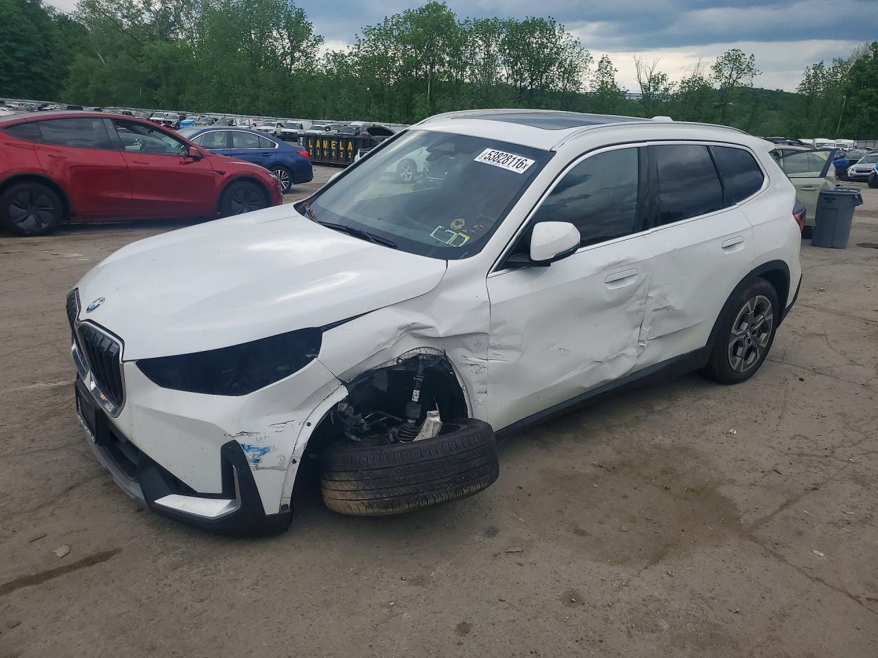 2023 BMW X1 xDrive28I - zdjęcie główne