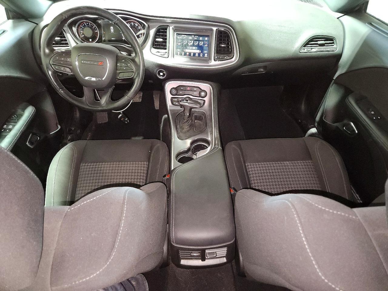 2020 Dodge Challenger Sxt - zdjęcie 8