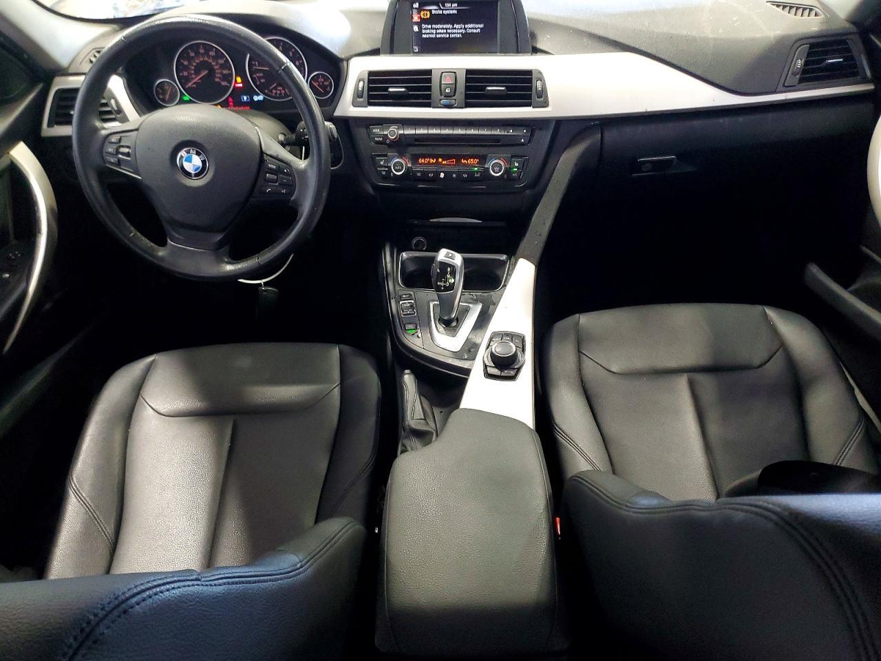 2015 BMW 320 I - zdjęcie 8