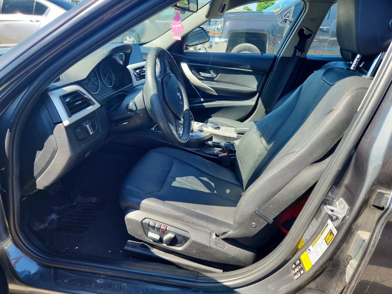 2018 BMW 320 Xi - zdjęcie 7
