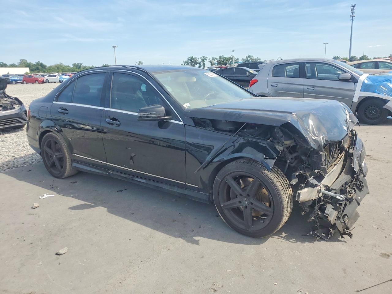 2014 Mercedes-Benz C 300 4Matic - zdjęcie 4