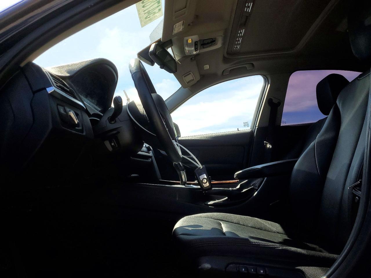 2013 BMW 328 Xi - zdjęcie 7