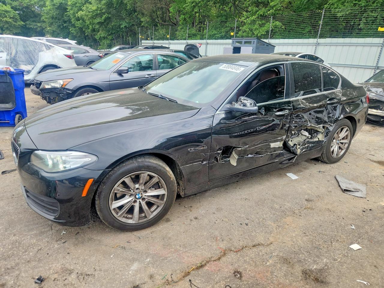 2014 BMW Seria 5 528i - zdjęcie główne