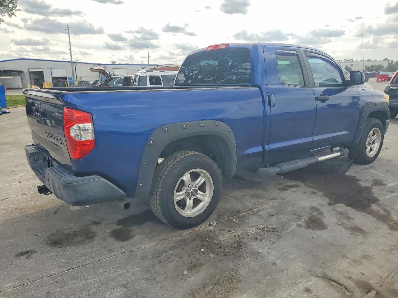 2014 Toyota Tundra Sr - zdjęcie 3