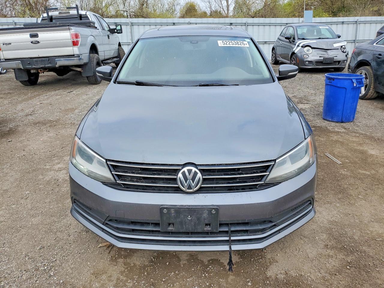 2016 Volkswagen Jetta Comfortline - zdjęcie 5