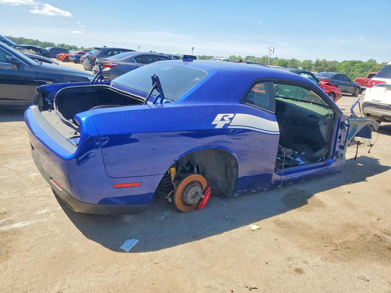 2021 Dodge Challenger - zdjęcie 3