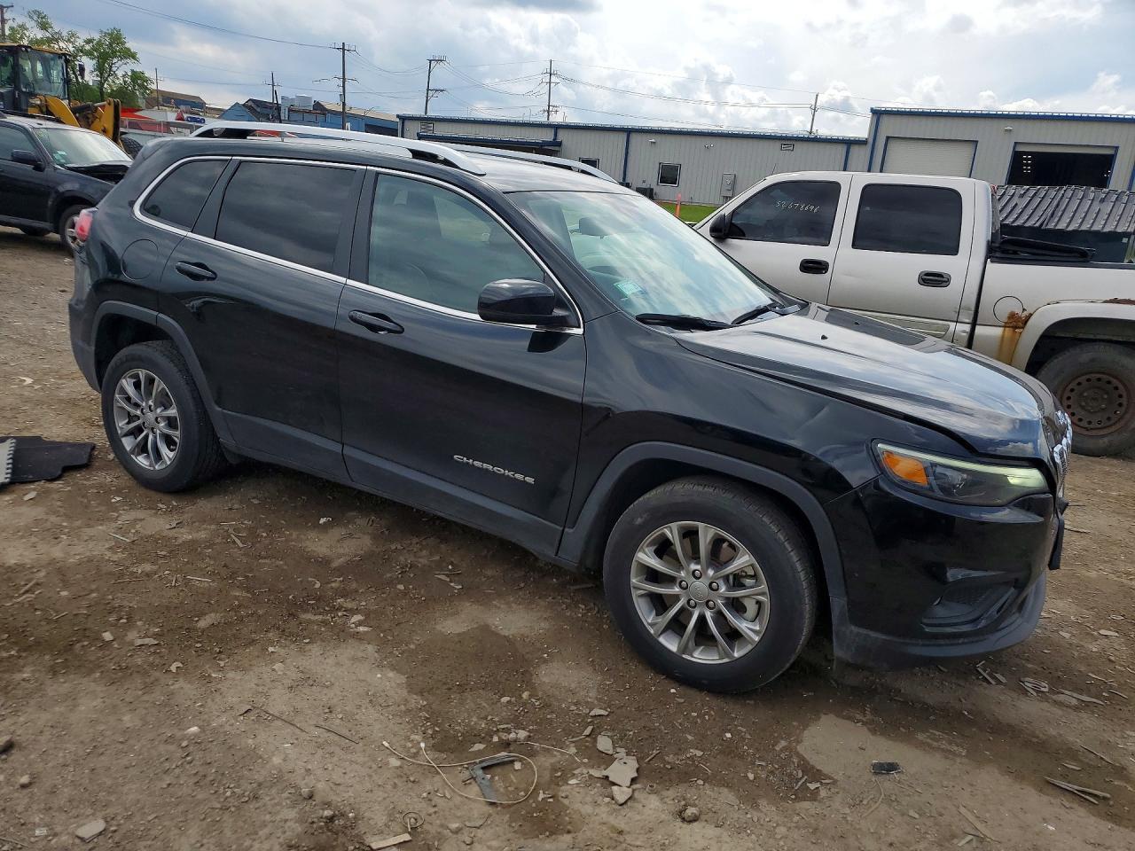 2021 Jeep Cherokee Latitude Lux - zdjęcie 4